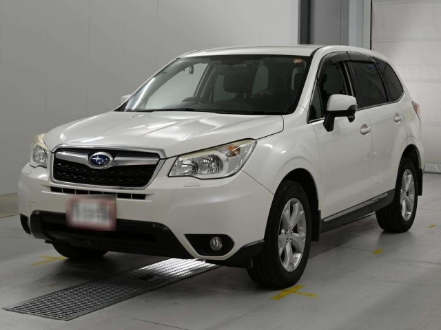 SUBARU FORESTER — фото