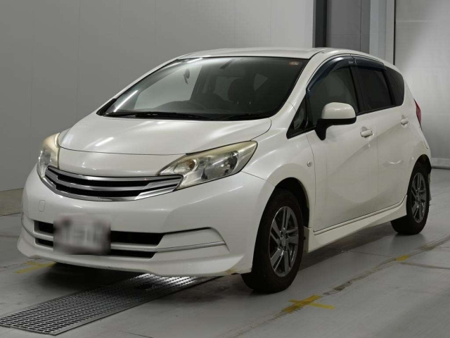 NISSAN NOTE — фото