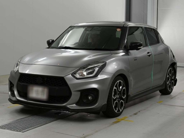SUZUKI SWIFT — фото