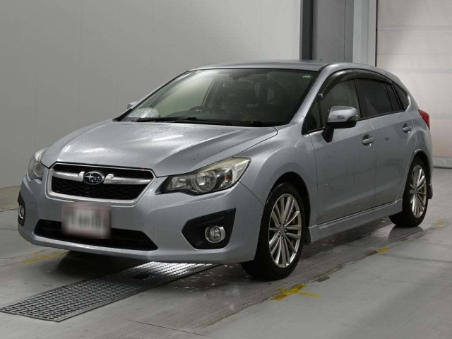 SUBARU IMPREZA — фото