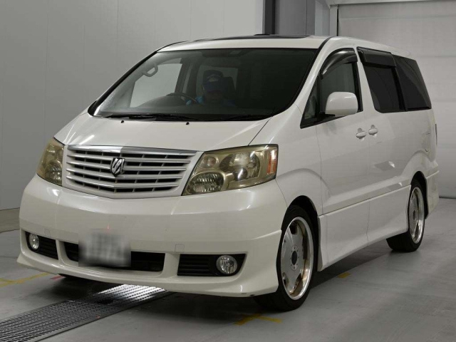 TOYOTA ALPHARD — фото