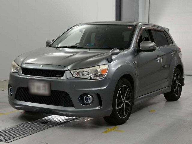 MITSUBISHI RVR — фото