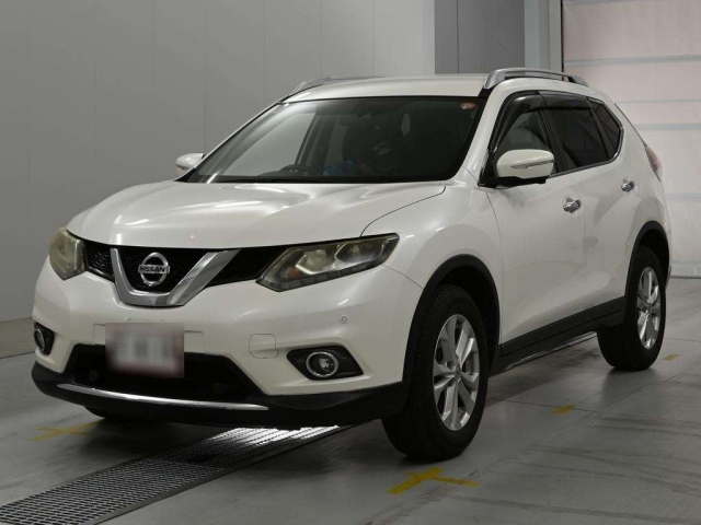 NISSAN X TRAIL — фото