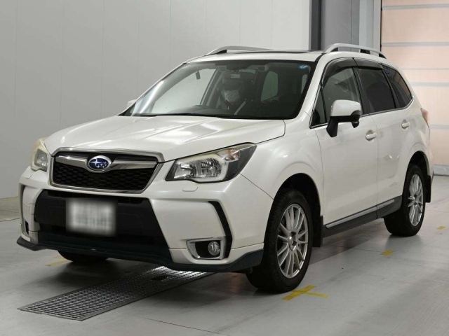 SUBARU FORESTER — фото