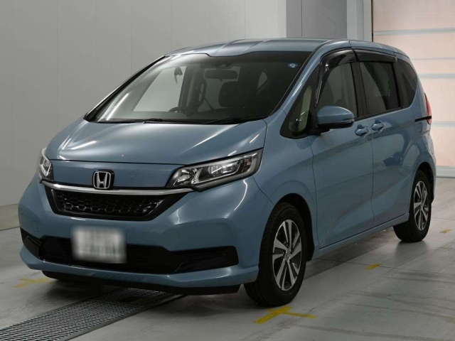 HONDA FREED — фото