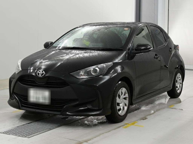 TOYOTA YARIS — фото