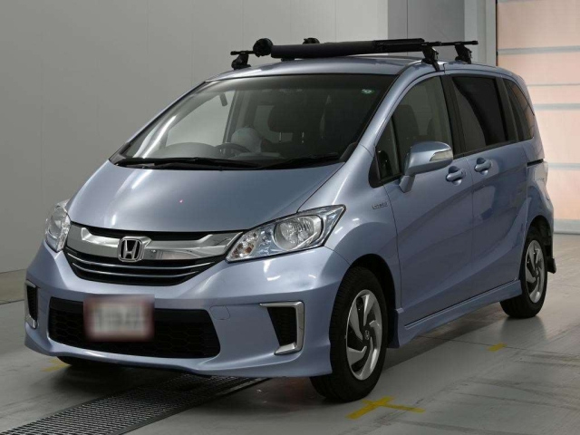 HONDA FREED — фото