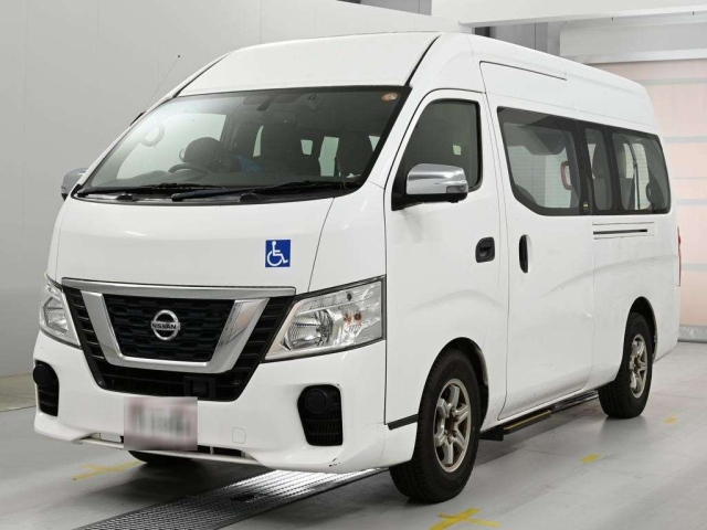 NISSAN CARAVAN — фото