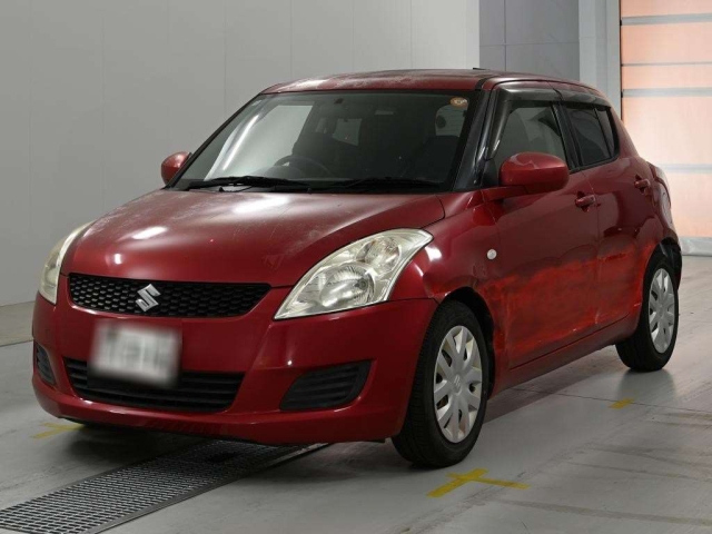 SUZUKI SWIFT — фото