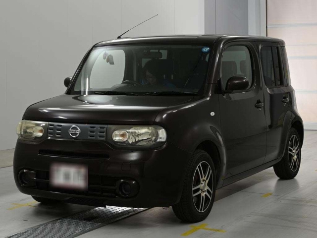 NISSAN CUBE — фото