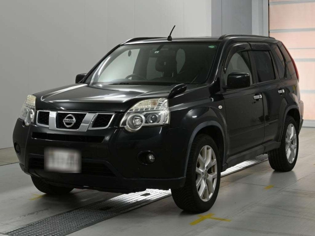 NISSAN X TRAIL — фото