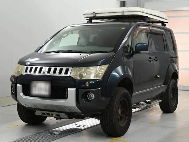 MITSUBISHI DELICA — фото