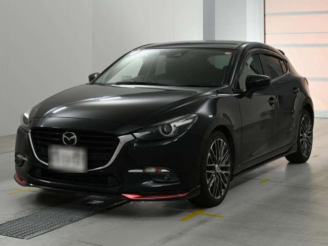 MAZDA AXELA — фото