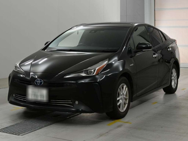 TOYOTA PRIUS — фото