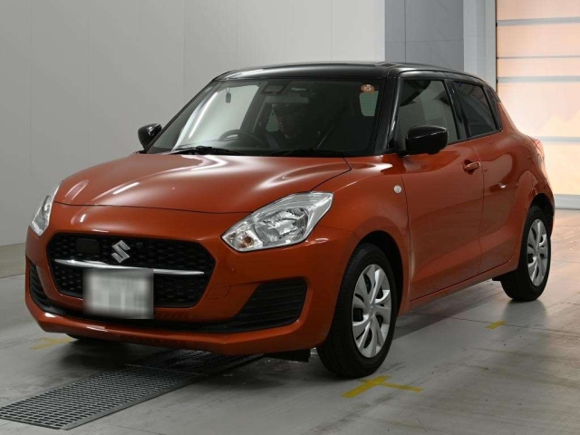 SUZUKI SWIFT — фото