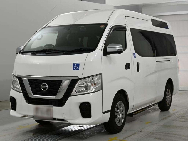 NISSAN CARAVAN — фото
