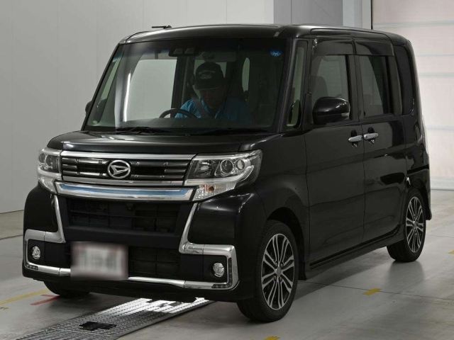 DAIHATSU TANTO — фото