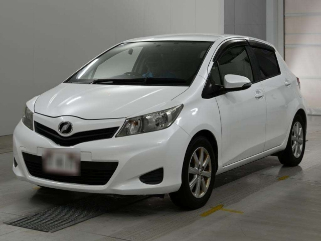 TOYOTA VITZ