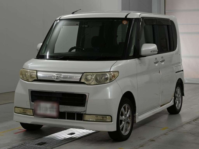 DAIHATSU TANTO — фото
