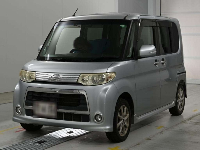 DAIHATSU TANTO — фото