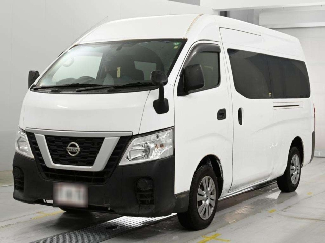 NISSAN CARAVAN — фото