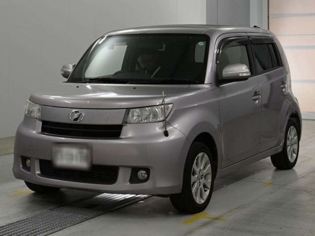 TOYOTA BB