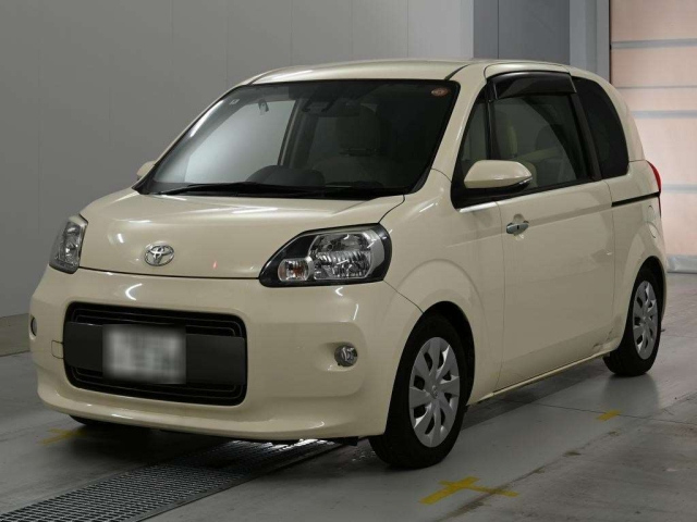TOYOTA PORTE — фото