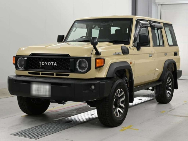 TOYOTA LAND CRUISER