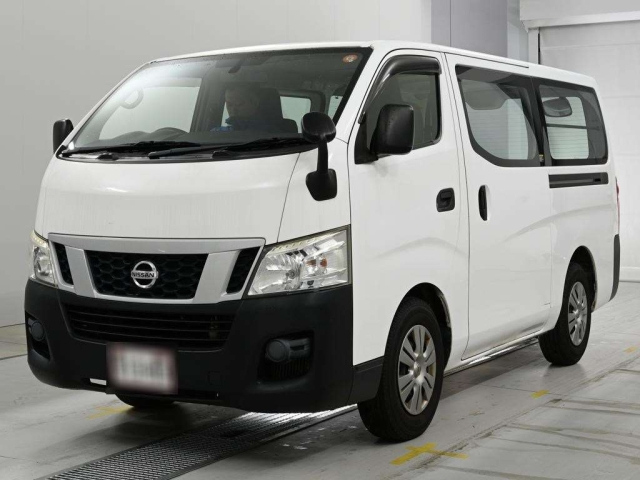 NISSAN CARAVAN — фото