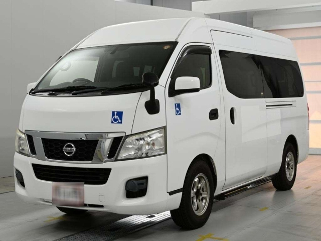 NISSAN CARAVAN — фото