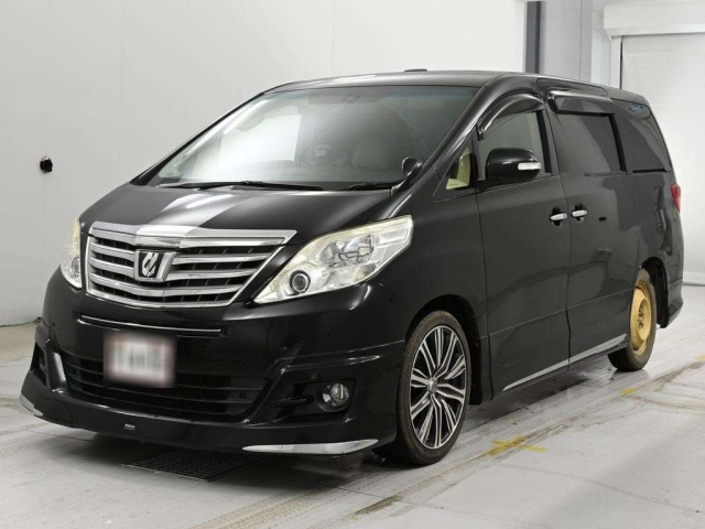 TOYOTA ALPHARD — фото