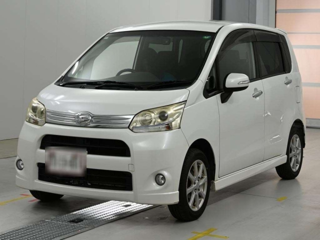 DAIHATSU MOVE — фото