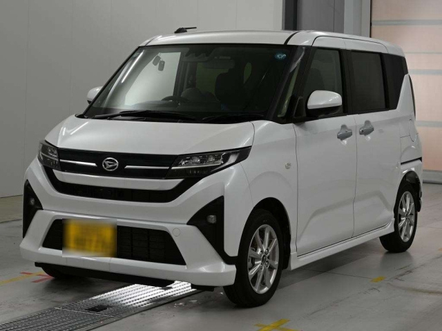 DAIHATSU MOVE — фото