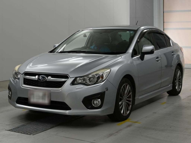 SUBARU IMPREZA — фото