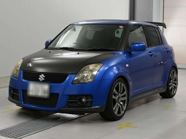 SUZUKI SWIFT — фото