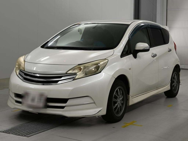 NISSAN NOTE — фото