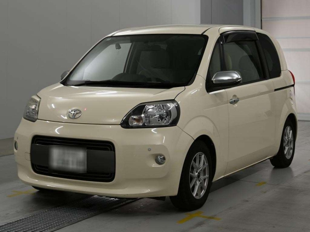 TOYOTA PORTE — фото