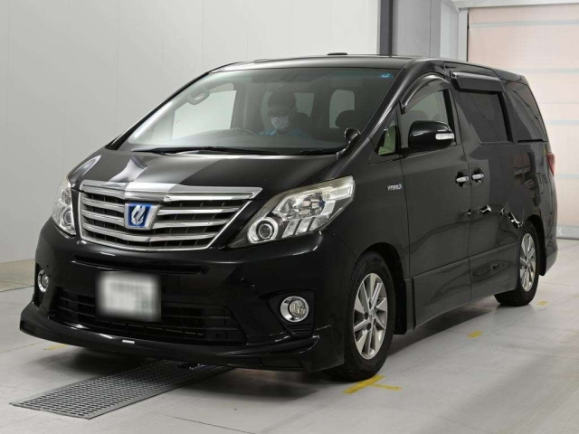 TOYOTA ALPHARD — фото