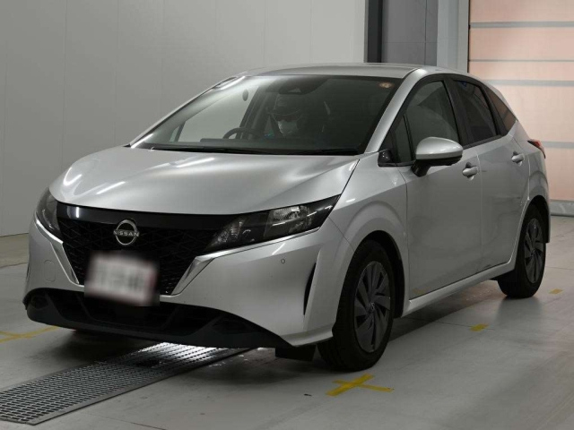 NISSAN NOTE — фото
