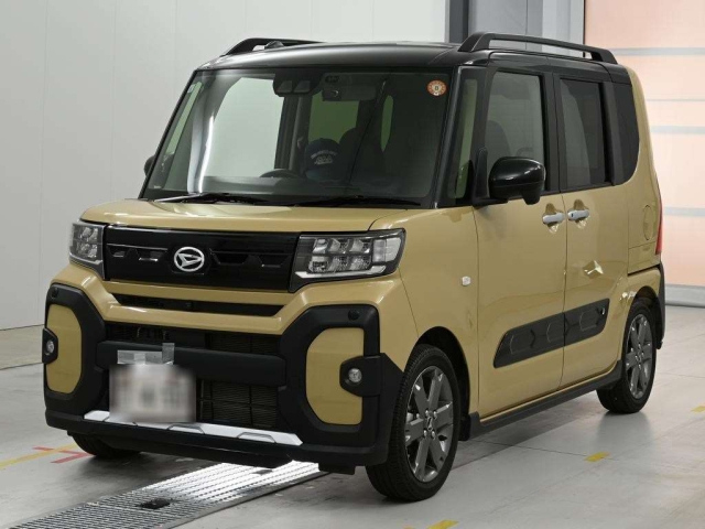 DAIHATSU TANTO — фото