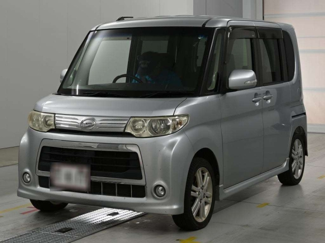 DAIHATSU TANTO — фото