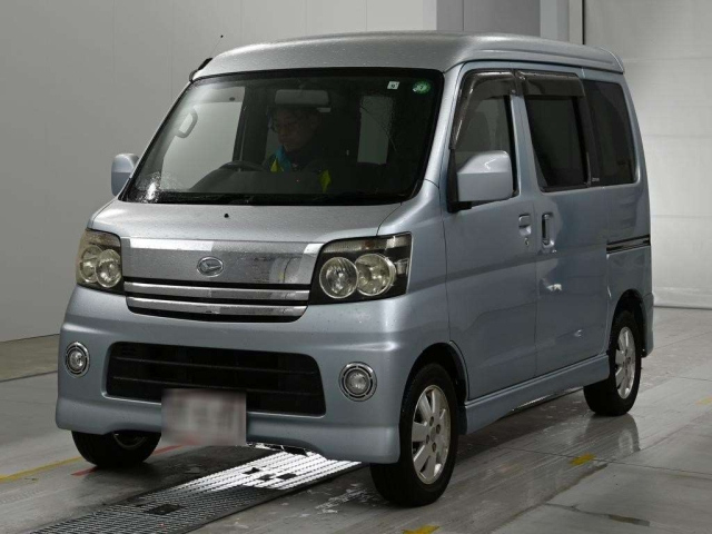 DAIHATSU ATRAI — фото