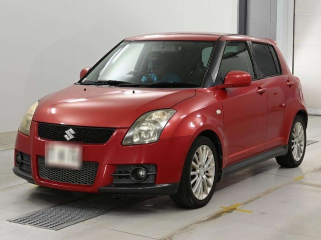 SUZUKI SWIFT — фото