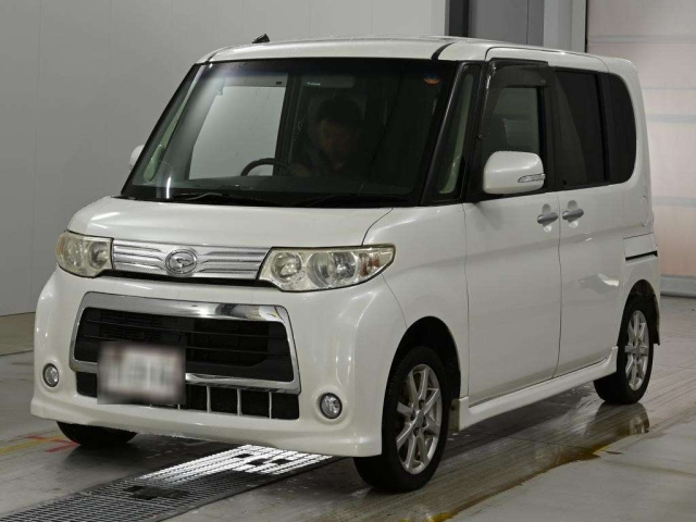 DAIHATSU TANTO — фото
