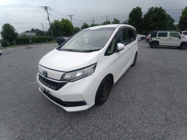 HONDA FREED — фото