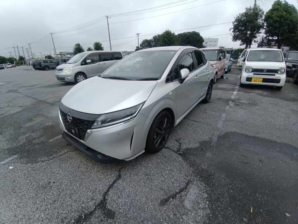 NISSAN NOTE — фото