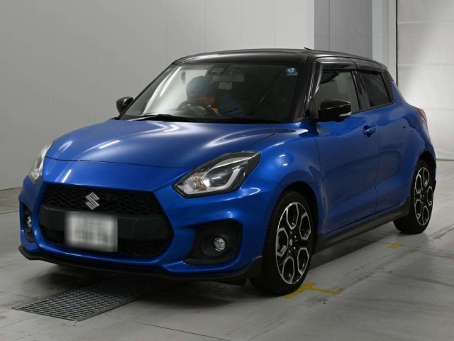 SUZUKI SWIFT — фото