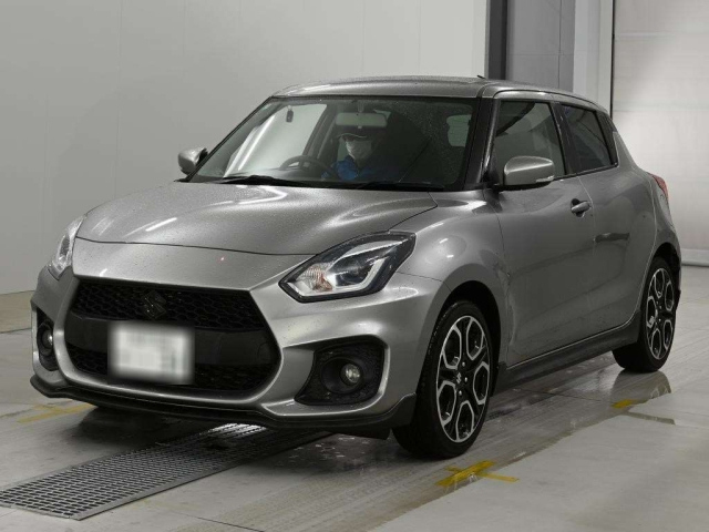 SUZUKI SWIFT — фото