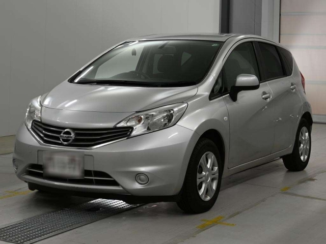 NISSAN NOTE — фото