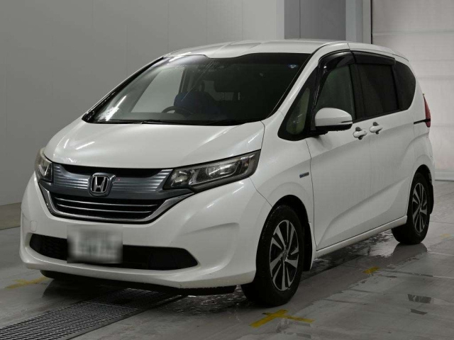 HONDA FREED — фото